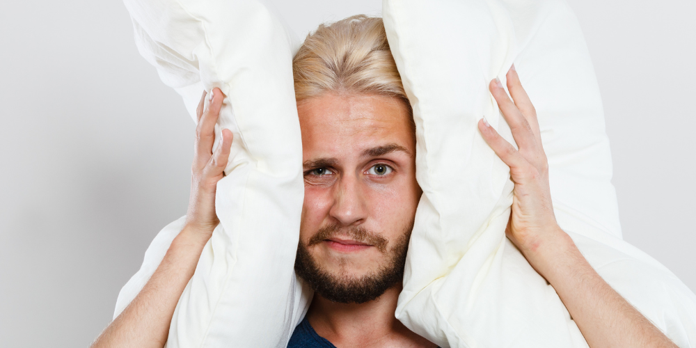 Une douleur cervicale ! Un oreiller spécialisé est-il vraiment utile ?