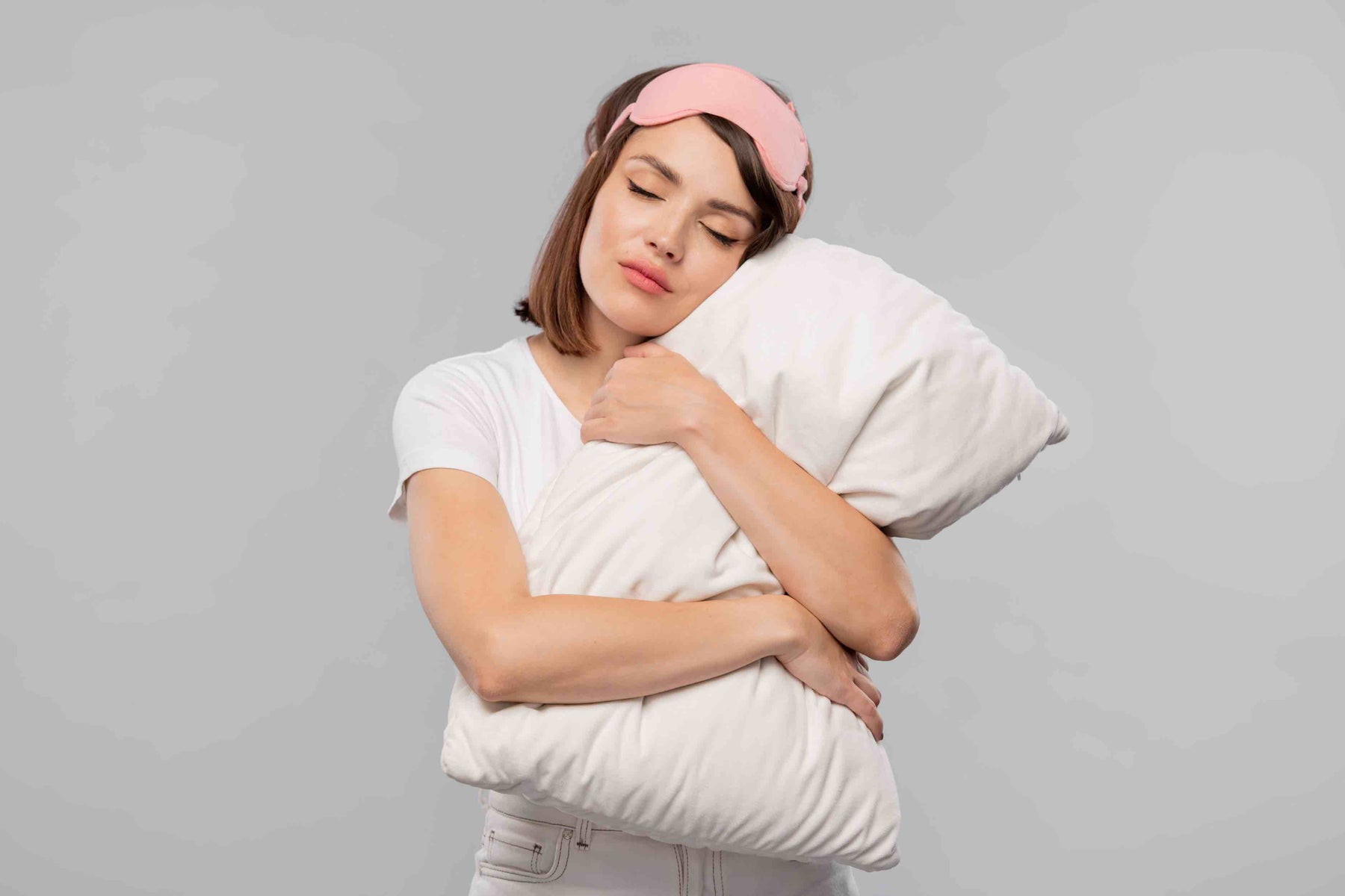 Comment bien dormir avec un oreiller pour les cervicales ? - Cellsius | L’Orthopédie au service de votre bien-être Image