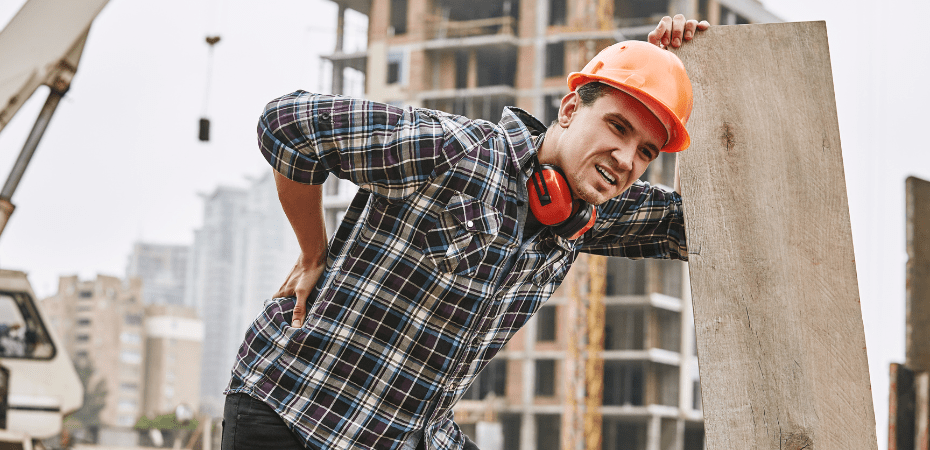 Peut-on travailler avec une hernie discale ? - Cellsius | L’Orthopédie au service de votre bien-être