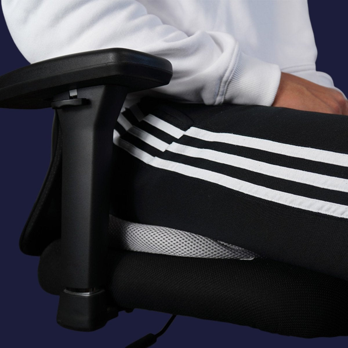 Coussin Orthopédique d'Assise Cellsius - Soulage les douleurs du coccyx et lombaires - Cellsius | L’Orthopédie au service de votre bien - être